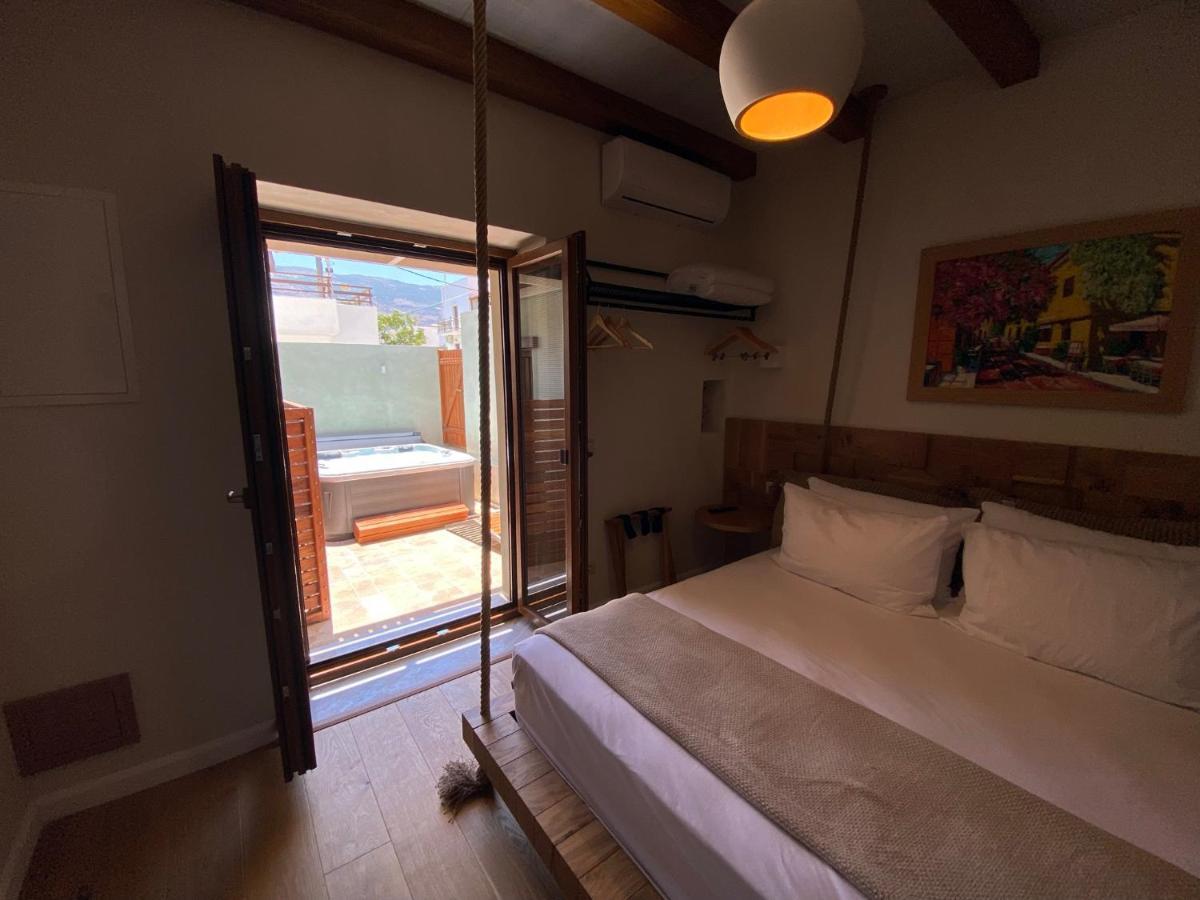 Andros 4 Seasons & Aparthotel Ormos (Andros)
