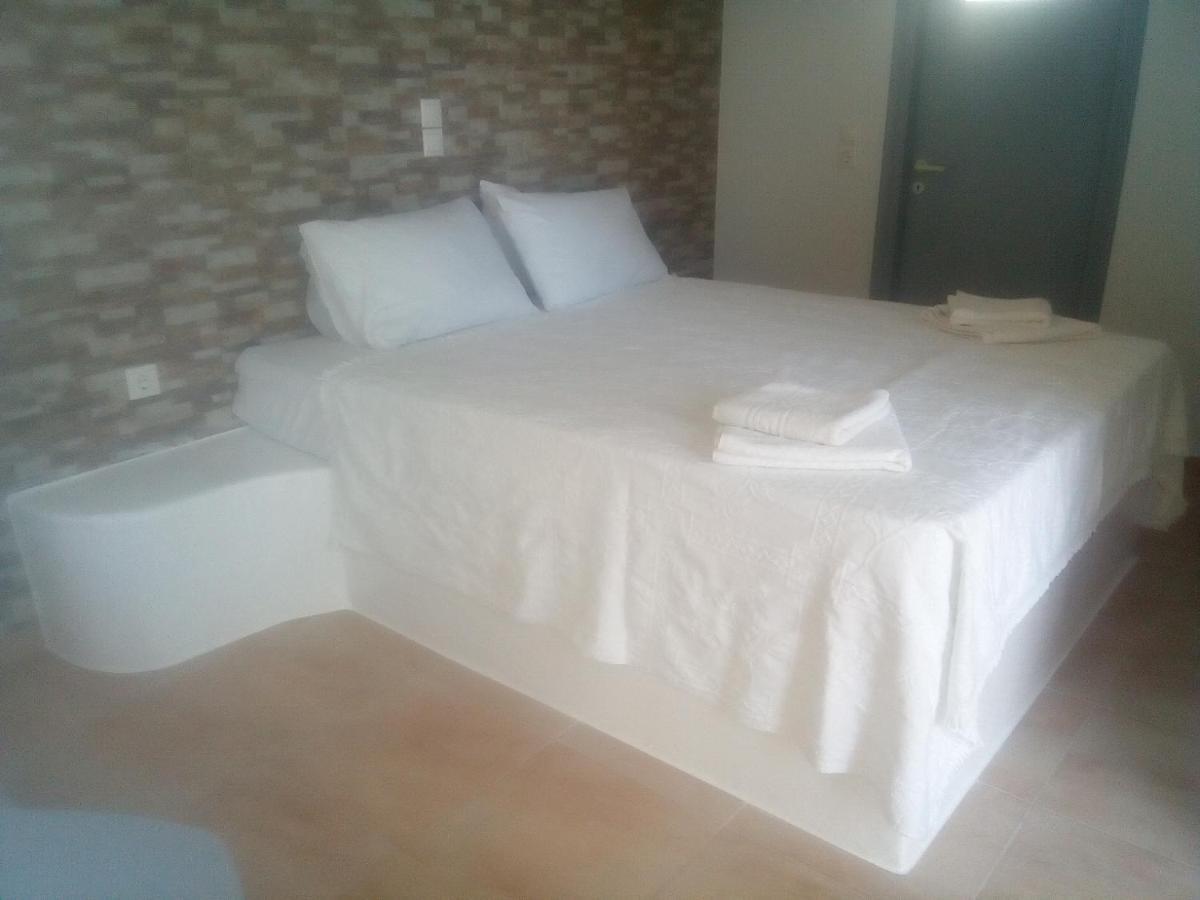Maistrali Studios & 3* Plaka (Naxos)