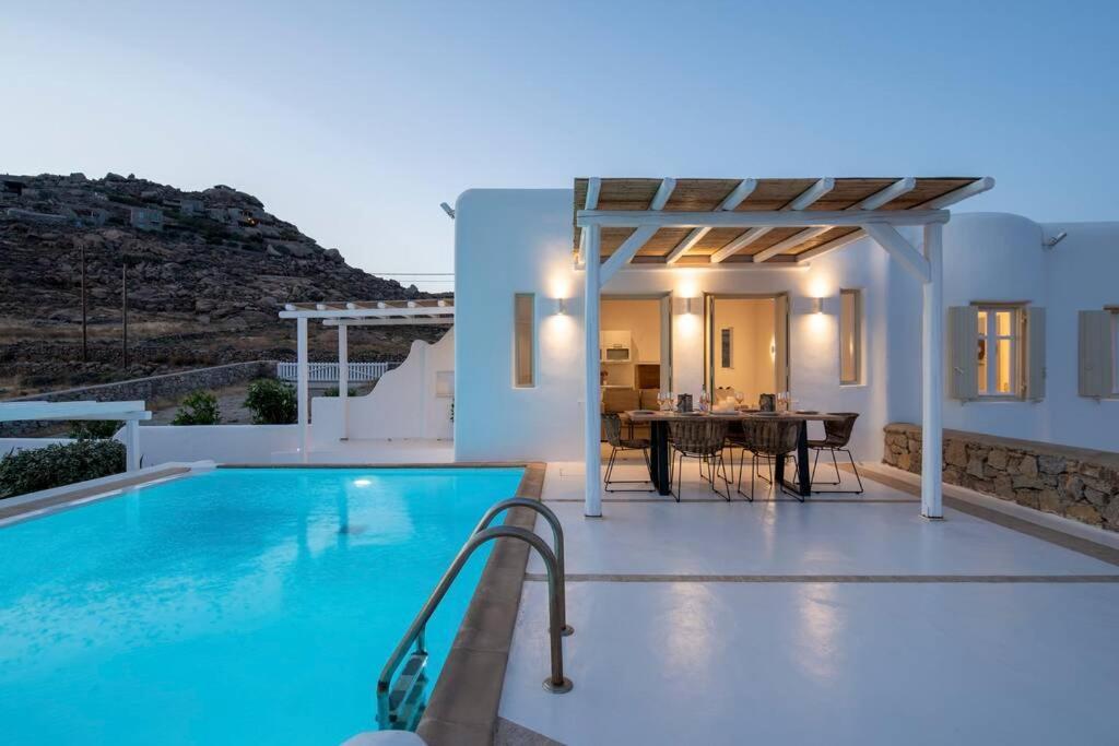 Villa Aegean Blue By Llb - In 500m. Mykonos Town