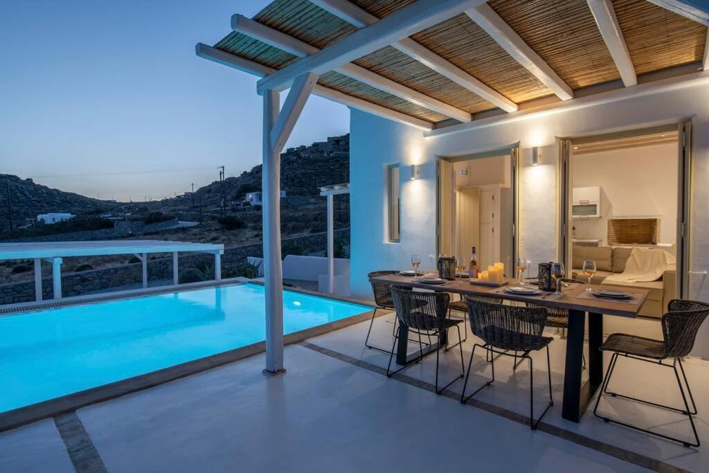 Aegean Blue By Llb - In 500m. Villa