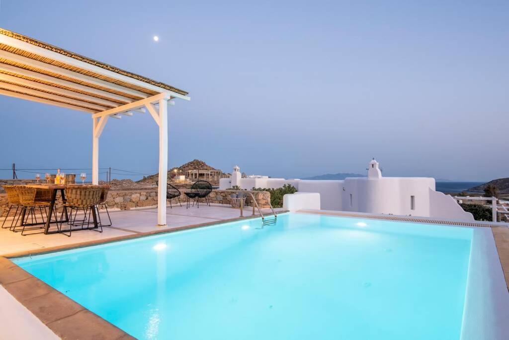 Aegean Blue By Llb - In 500m. * Mykonos Town