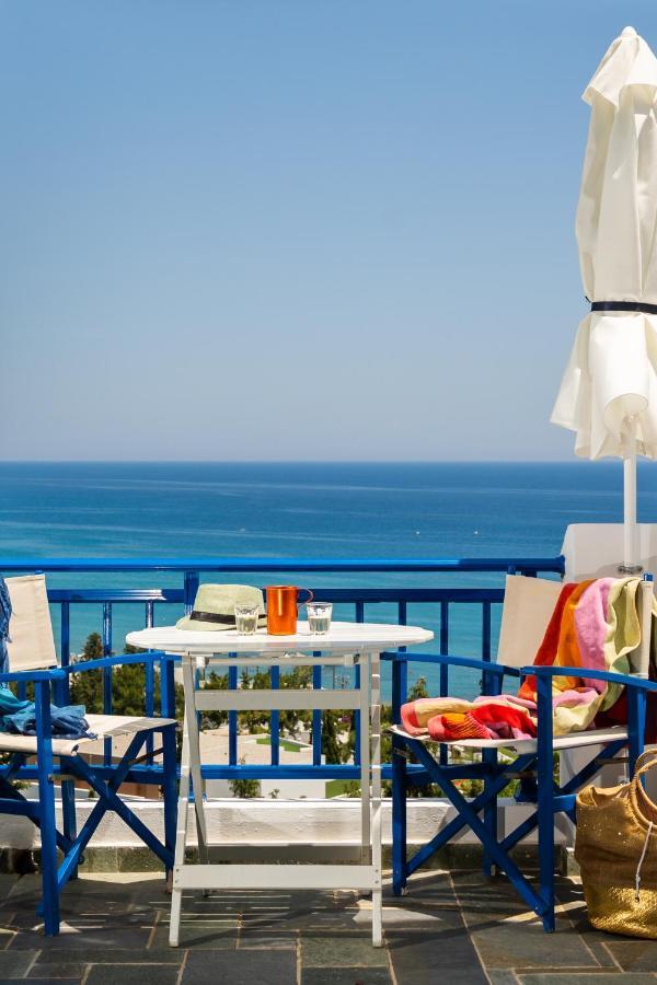 Aparthotel Bella Vista Stegna 3*