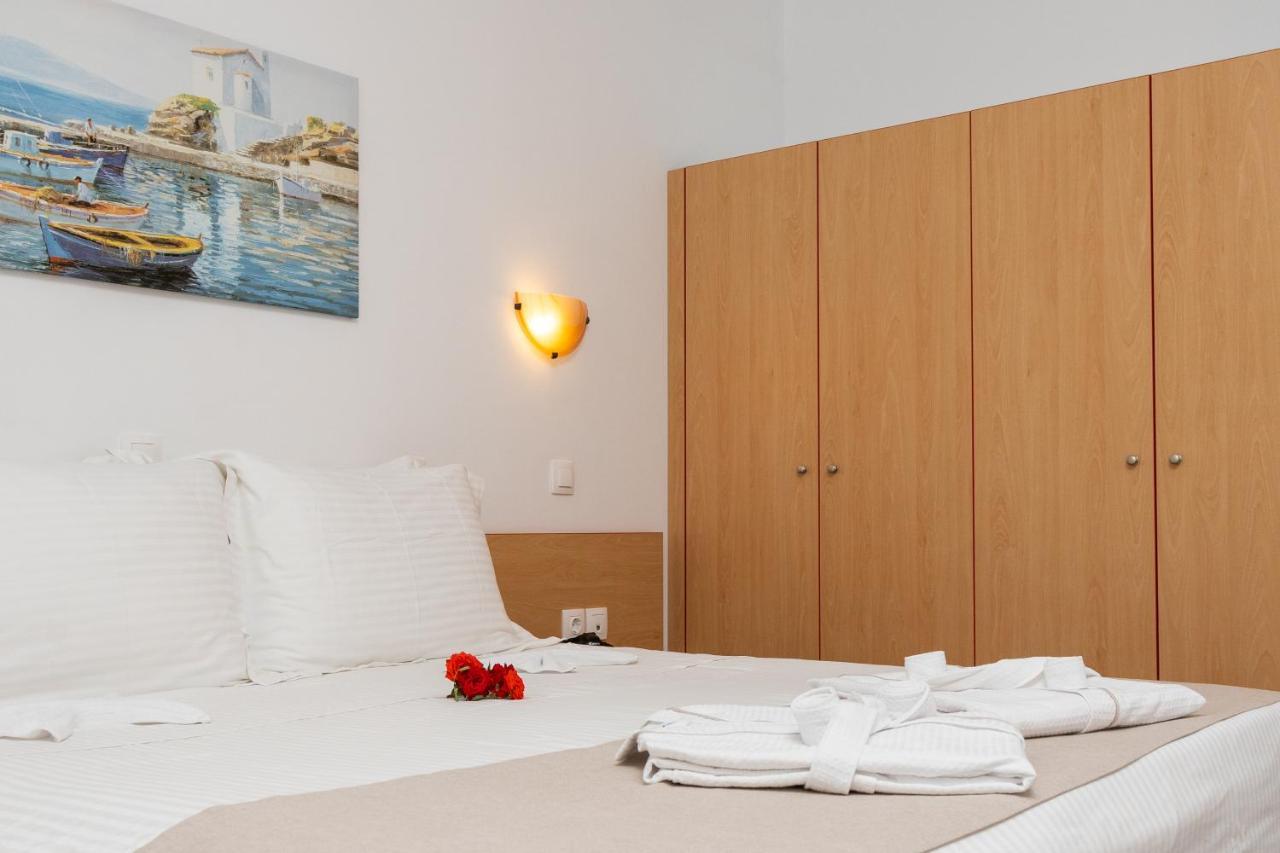 Bella Vista Stegna Aparthotel 3*