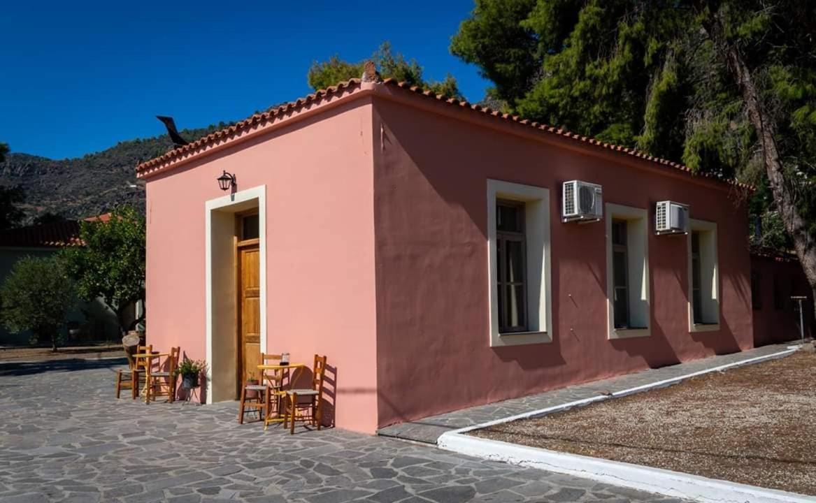 Arsinoe - Cosy Guesthouse- Hotel *