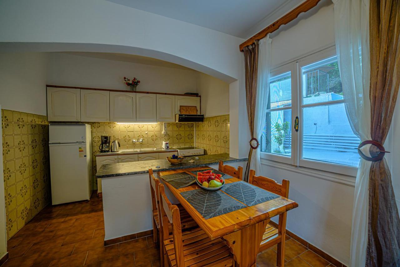 Zeus 2-private Pool Apartment Nisaki (Corfu)
