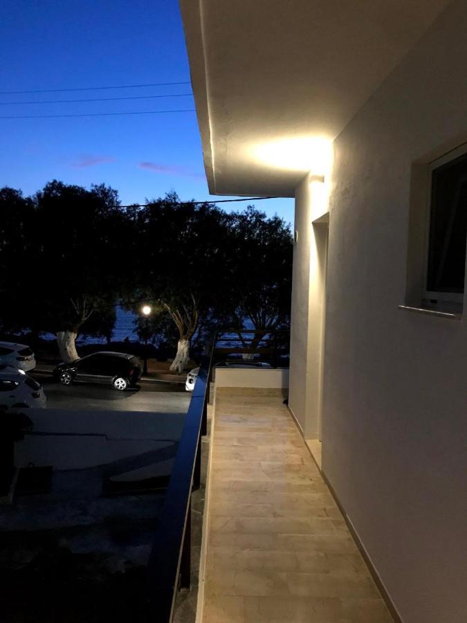 Tasoula's Beachside Apartment Palaiochora