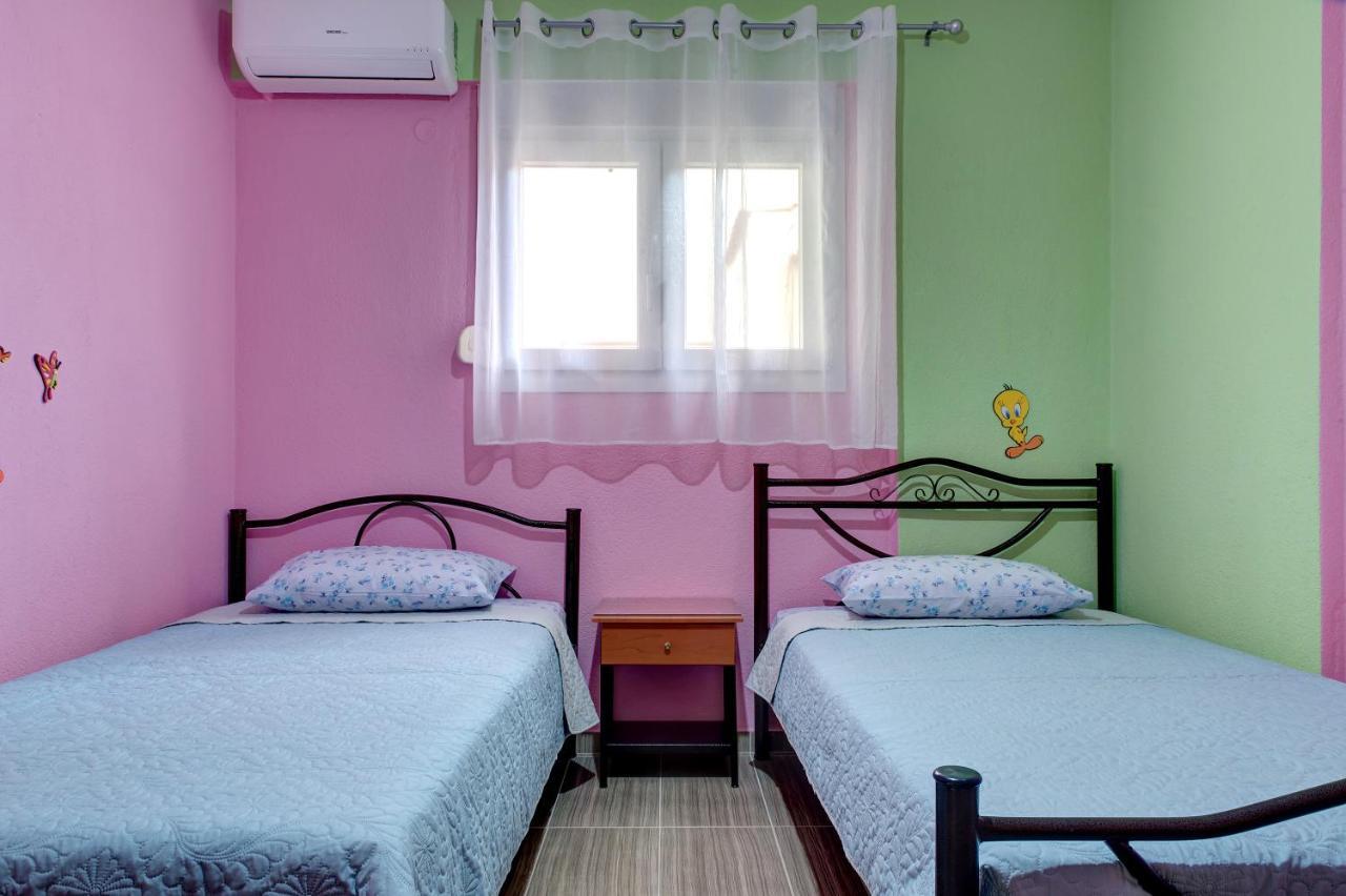 Apartment Achilleas *