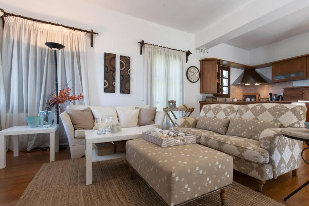 Aegean's Whispery Seafront Holiday home *