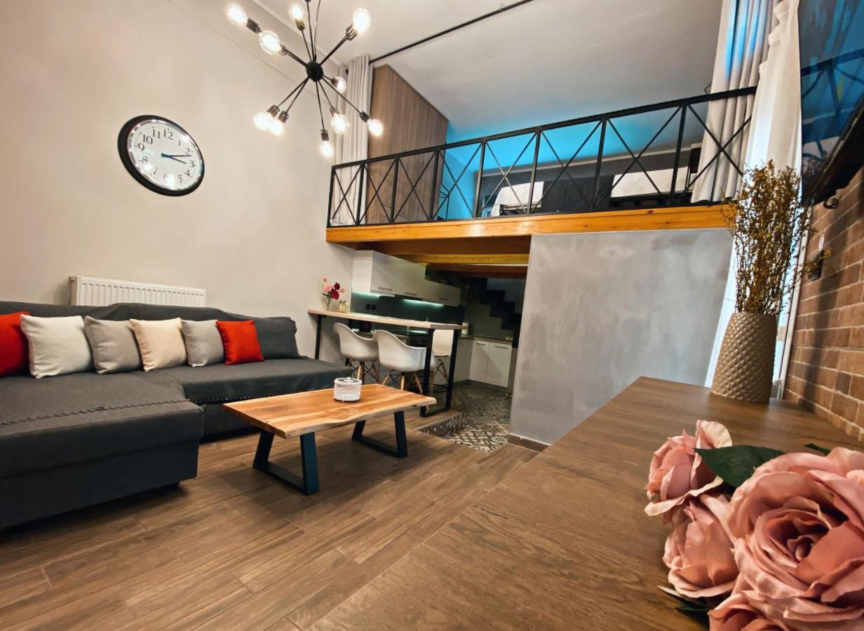 Panos Signature Loft Apartment