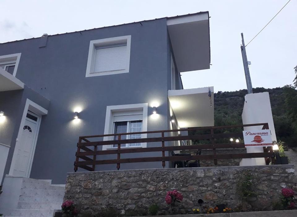 Panorama Apartment *