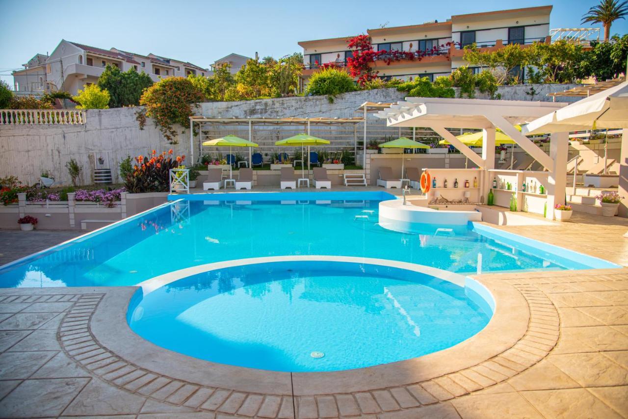 Apartment Kouros & By Hotelius Agios Stefanos Avliotes (Corfu)