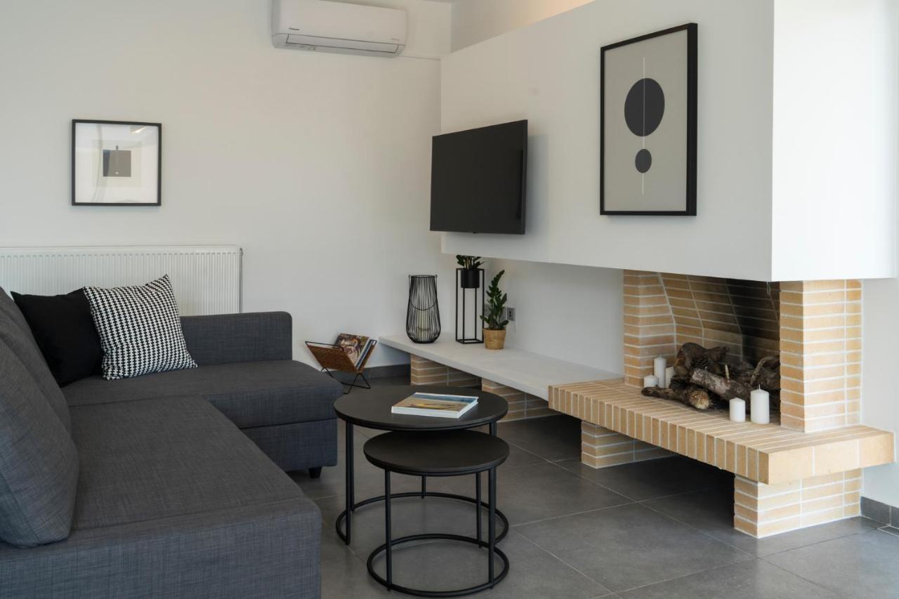 Apartment The H Experience - The Blue Lounge With Swimming Pool *