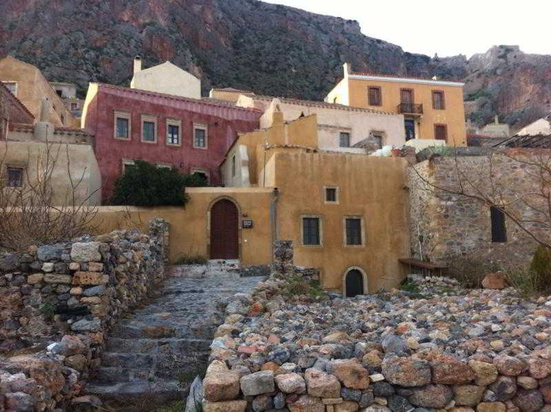 Goulas Traditional Guest house