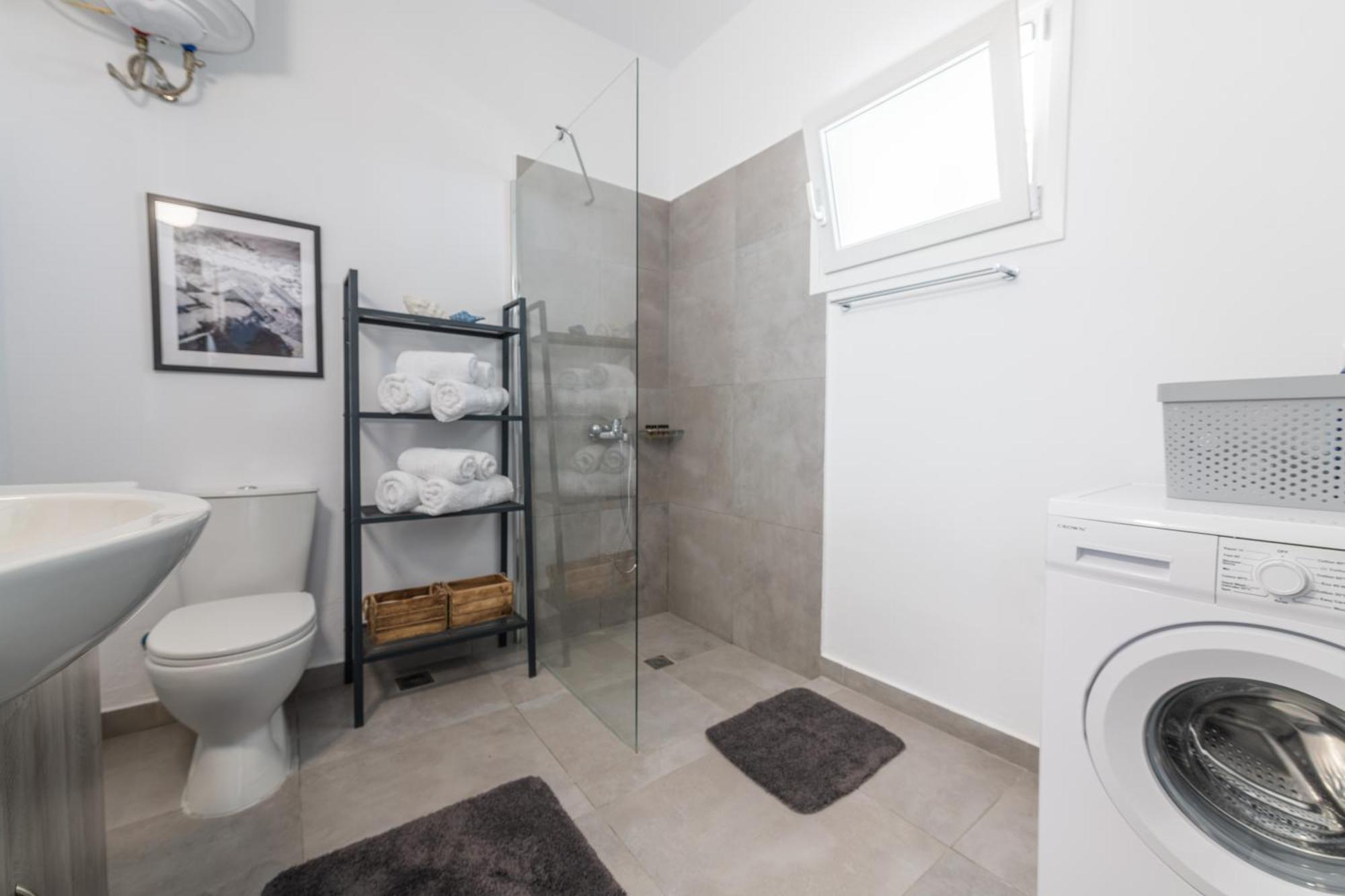 Apartment Lazaris *
