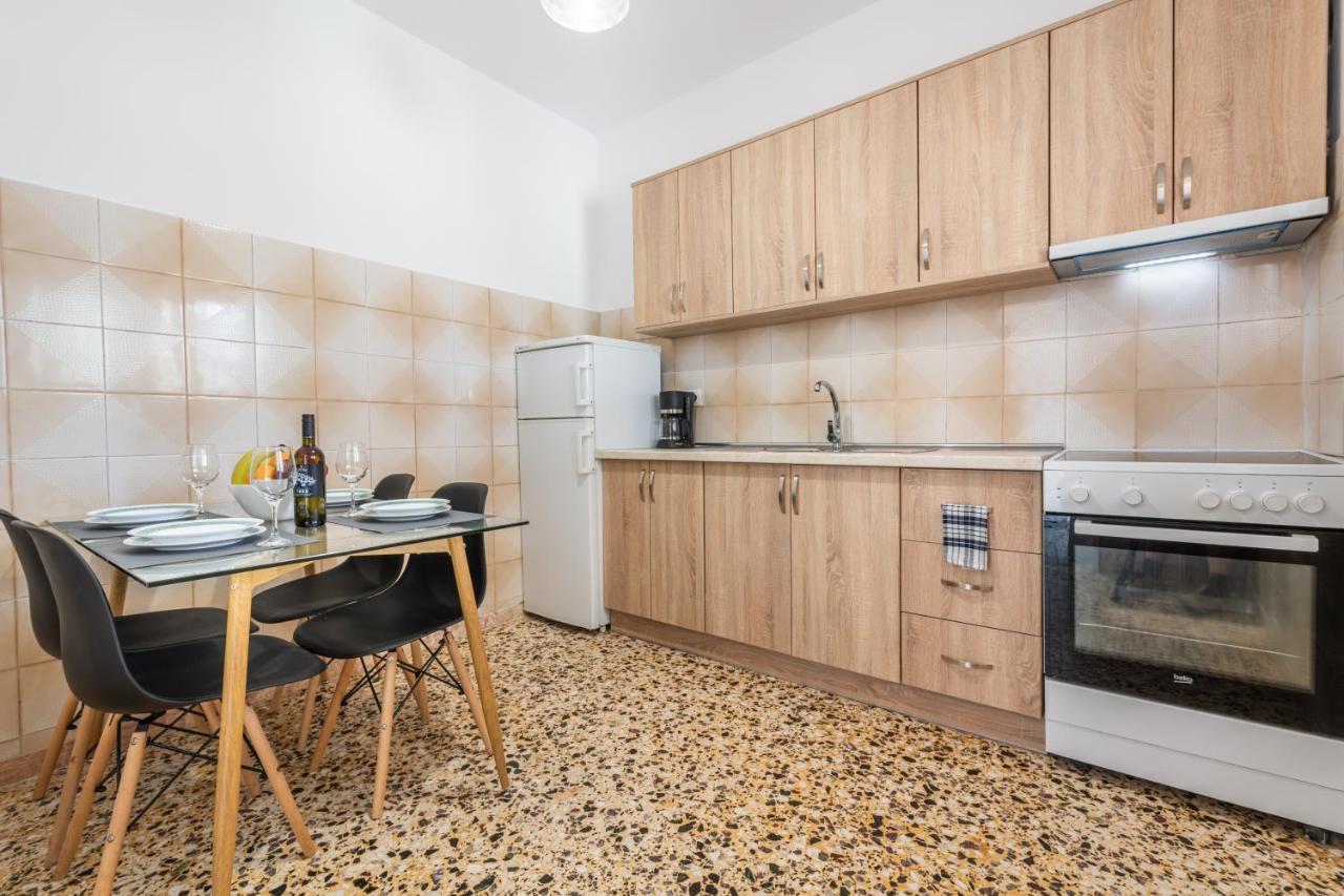 Apartment Lazaris Almiros Beach
