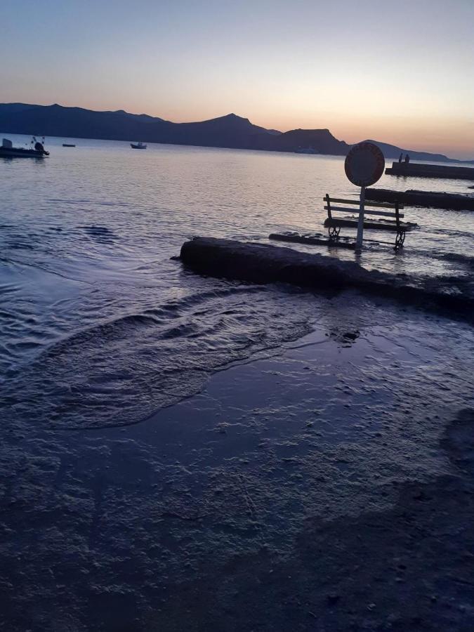 Drougas' Sea House Klima (Milos)