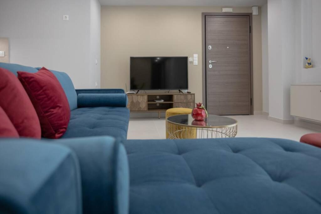 Mela Luxury