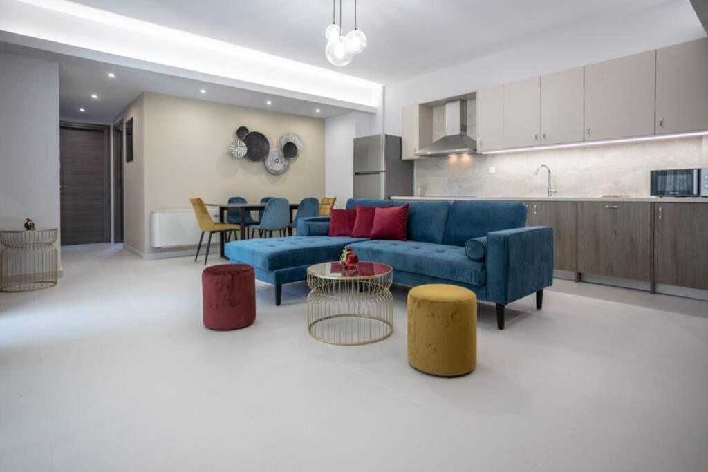 Mela Luxury Holiday home Maroulas