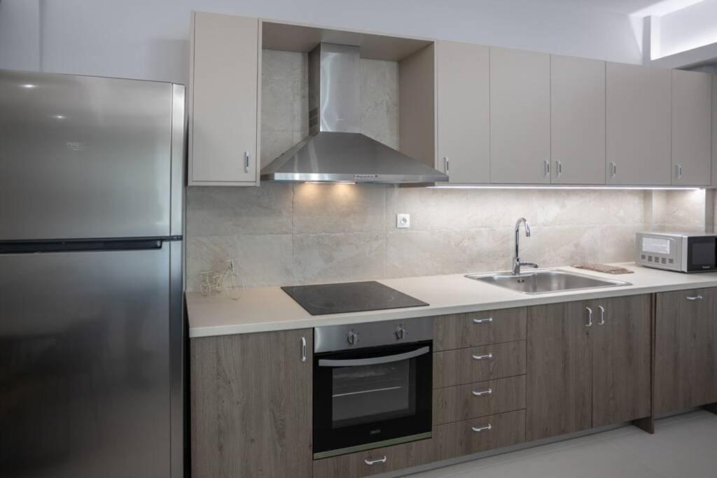 Mela Luxury Holiday home Maroulas