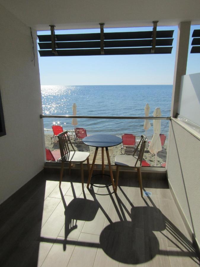 Zefyros Hotel