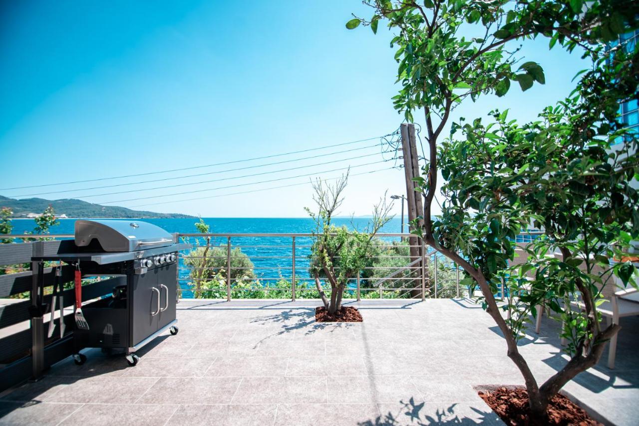 Anemos Seaside Apartment Neos Marmaras
