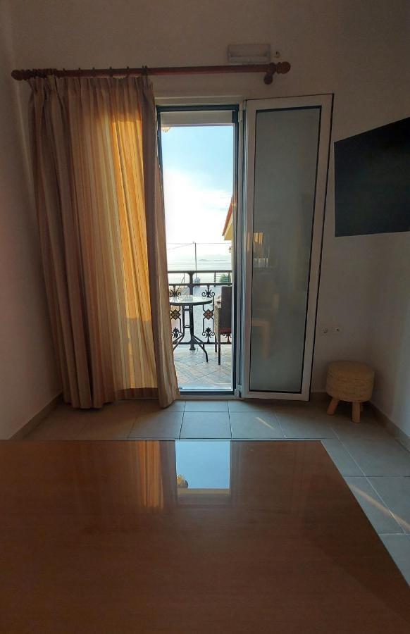 Apartment C-view *