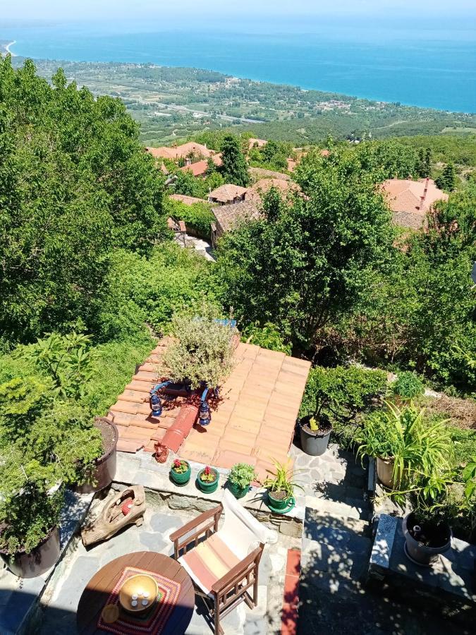Traditional Erato Guest house Palaios Panteleimonas