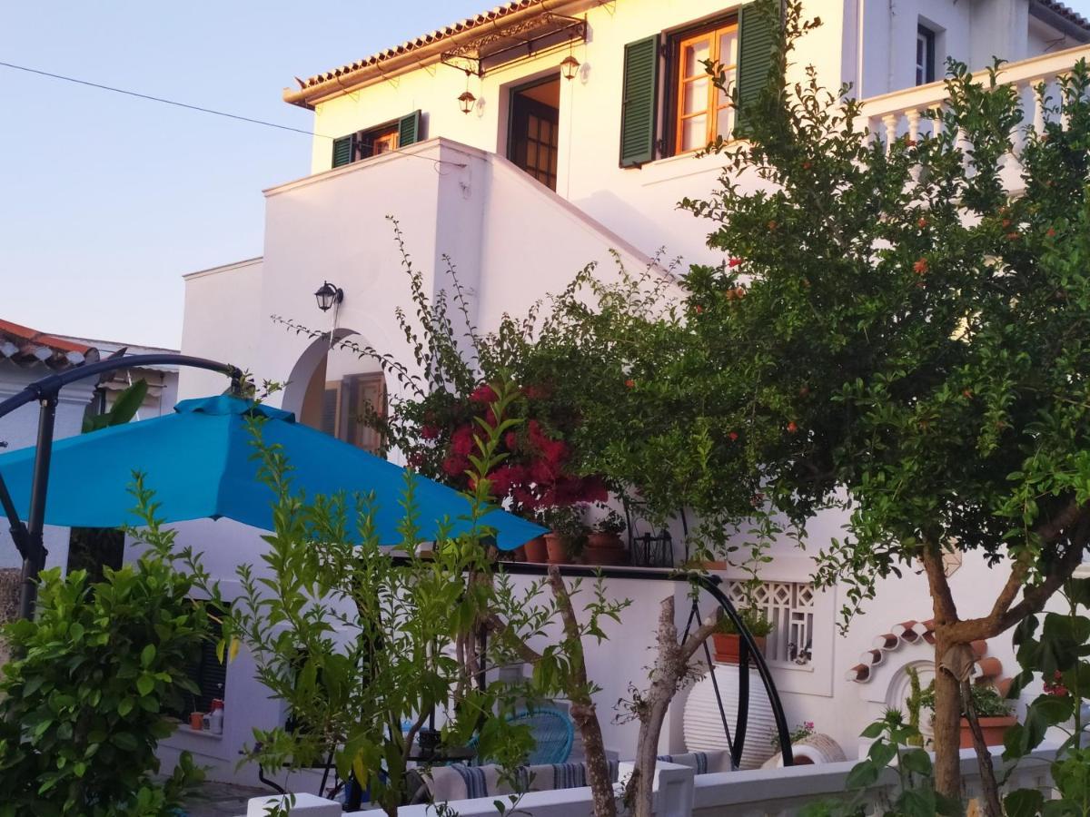 Guest house Condillia Ii