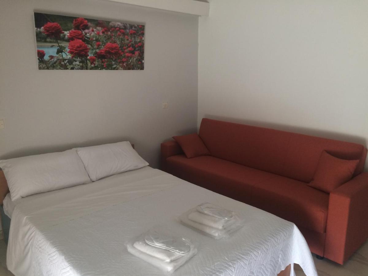 Petrakis Guest house 2*