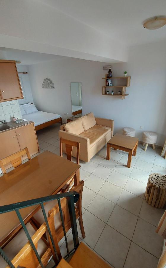 Apartment C-view *