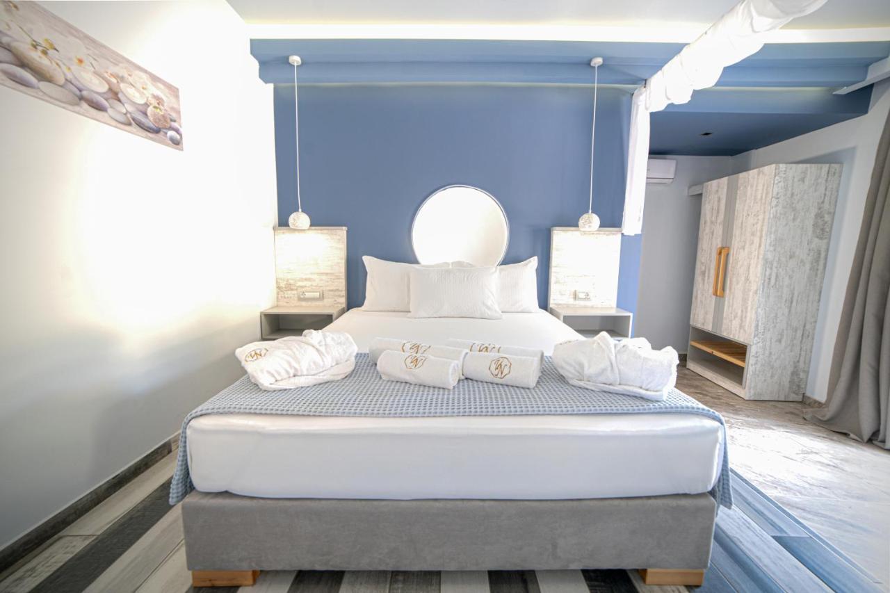 Nickolas Hotel