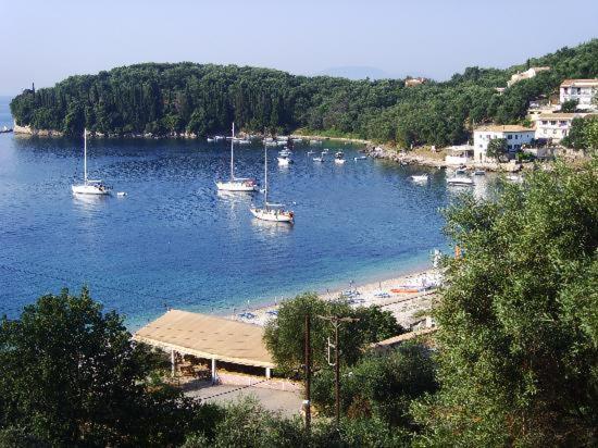Nikolas Bay * Kalami (Corfu)