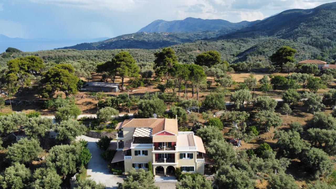 Irida Apartment Apolpaina