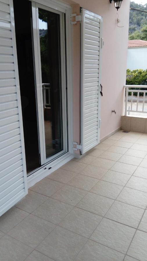 Sugar Loft * Vouliagmeni Lake