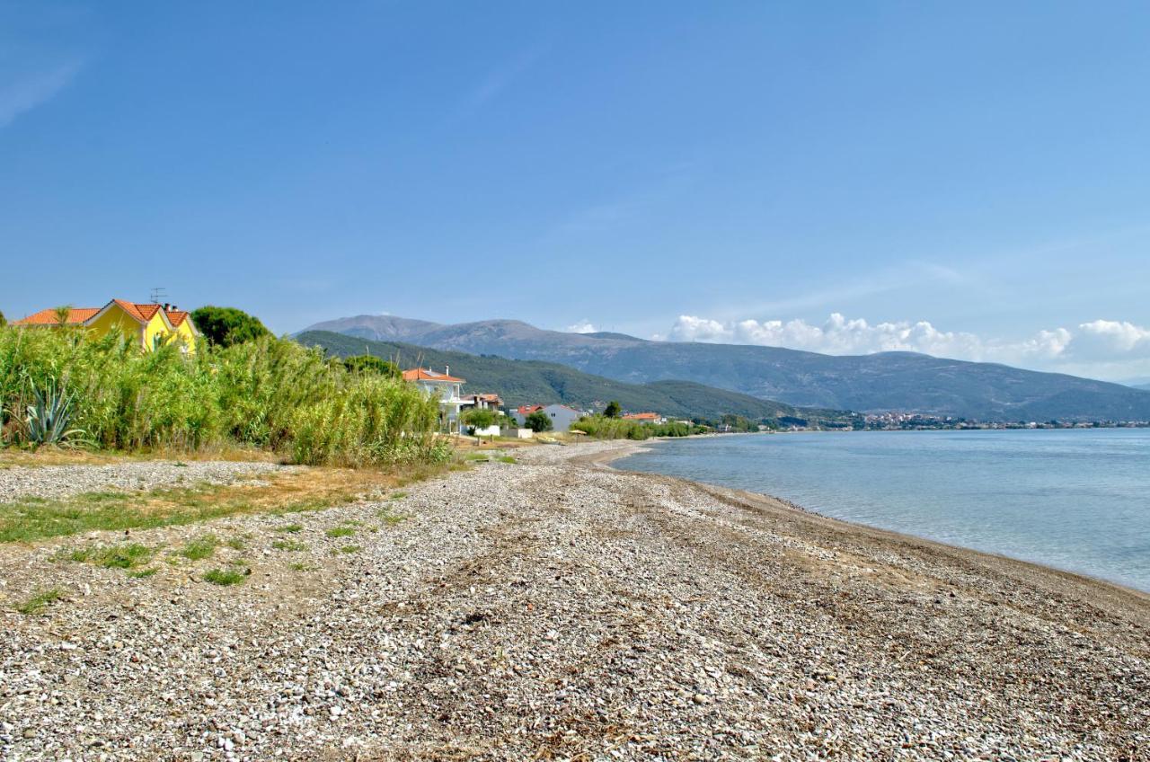 Epipleon Luxury Suites: Seafront With Spacious Verandas Apartment *