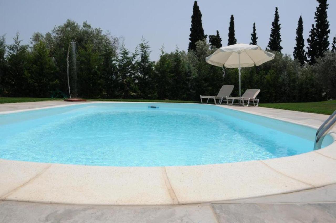 Villa Luxurious 6 Bedroom In A Great Location *