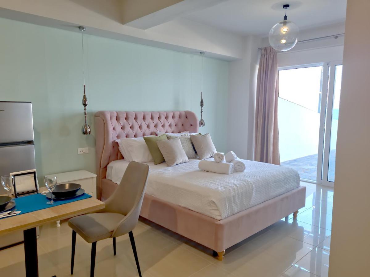 Apartment Epipleon Luxury Suites: Seaside With Spacious Terrace Nafpaktos