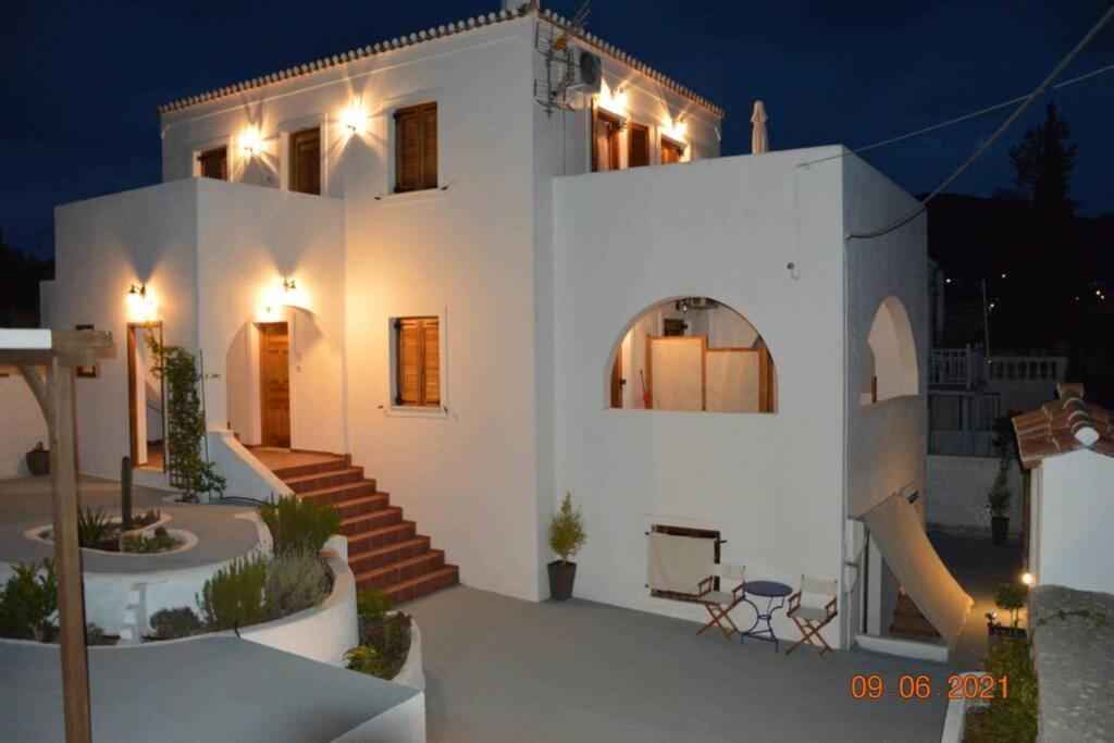 Sunblaze 2 * Spetses Town