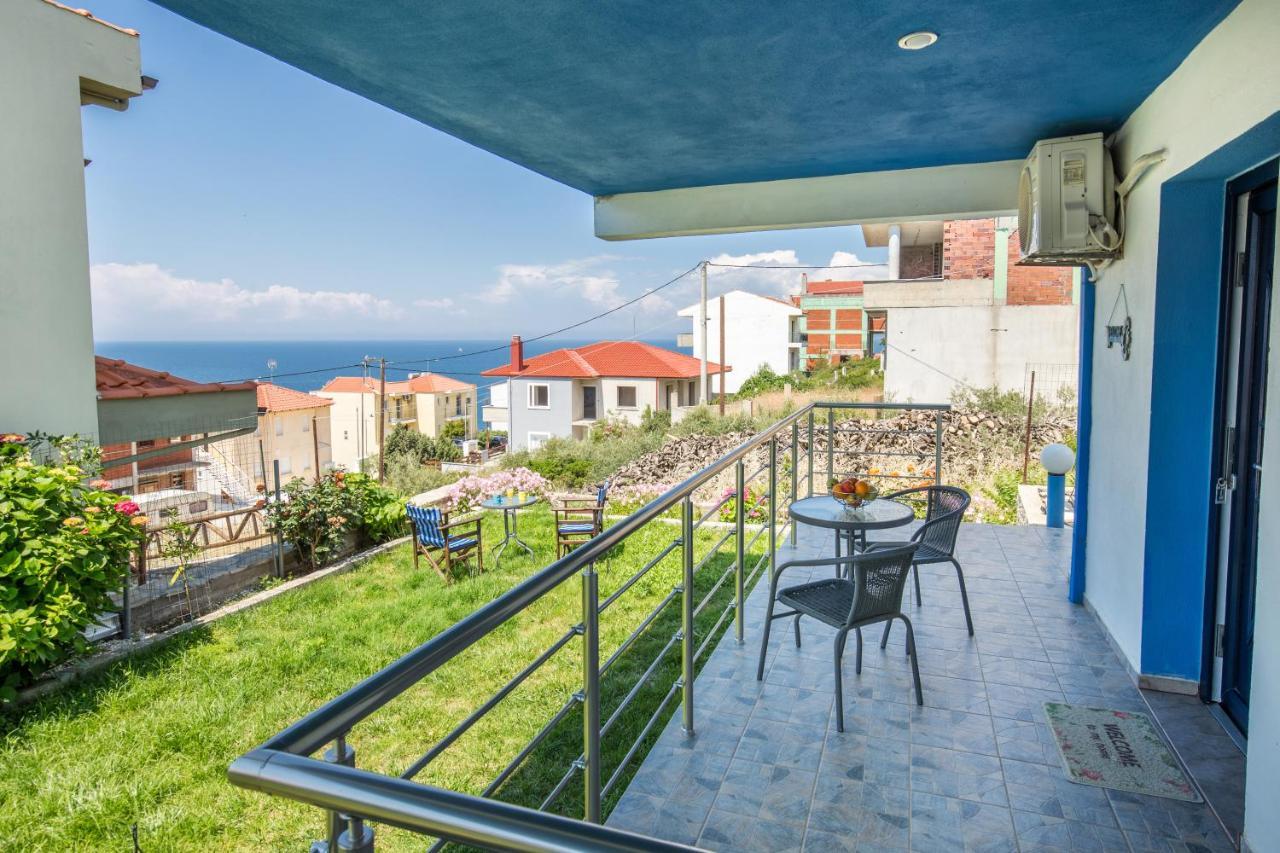 Holiday home Happy