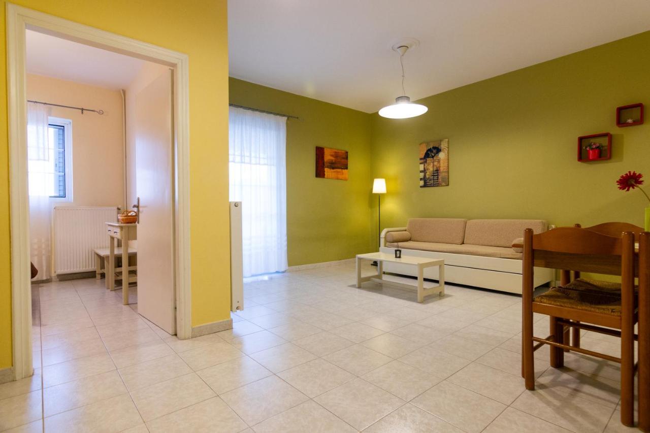 Aparthotel Elaionas Leonidio