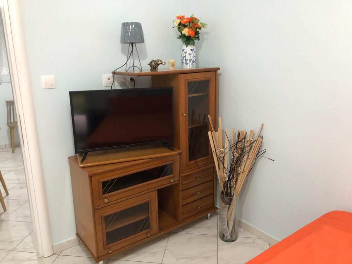 Thea Sea Apartment Nea Moudania