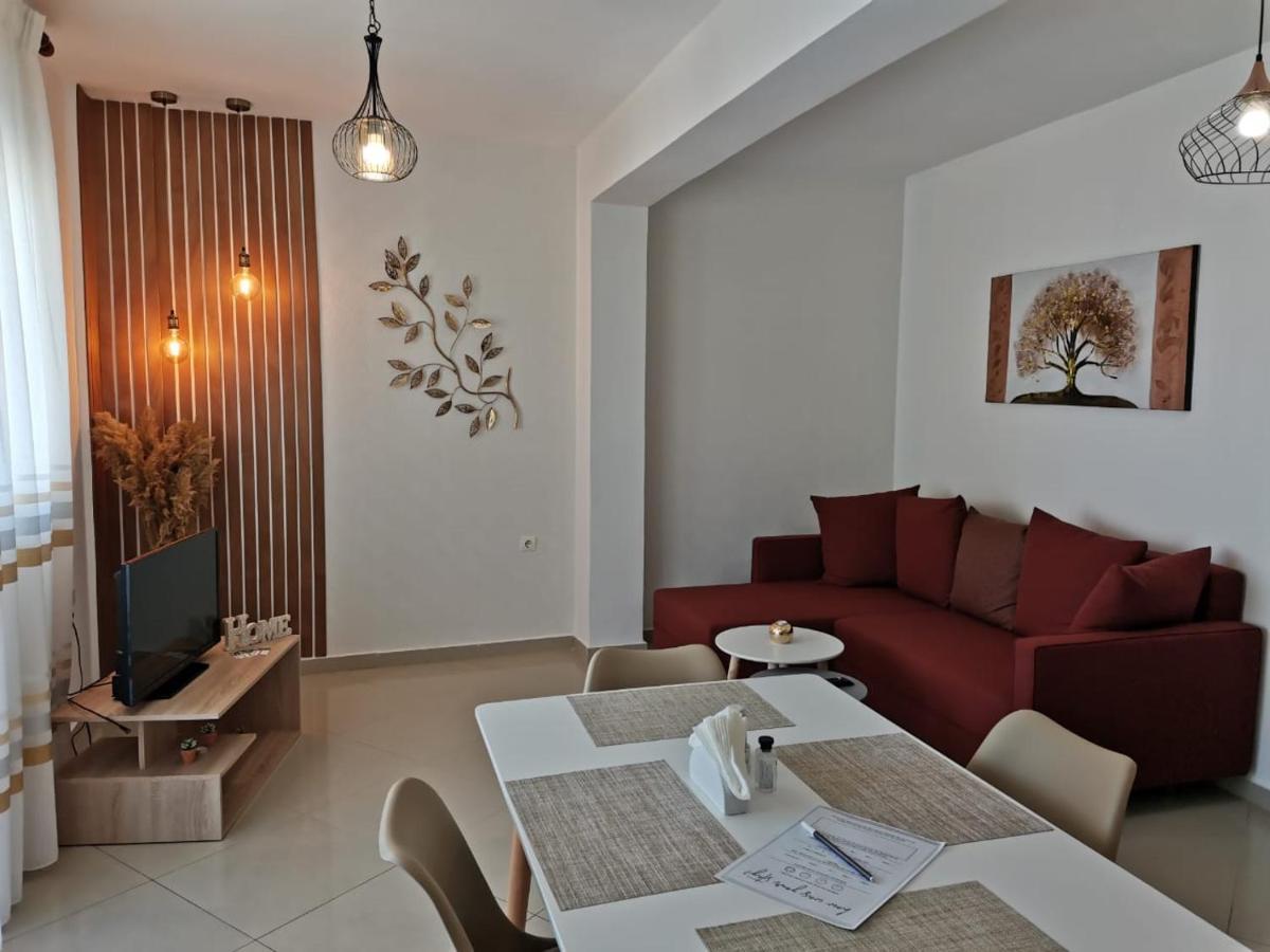 Apartment Evris House Color *