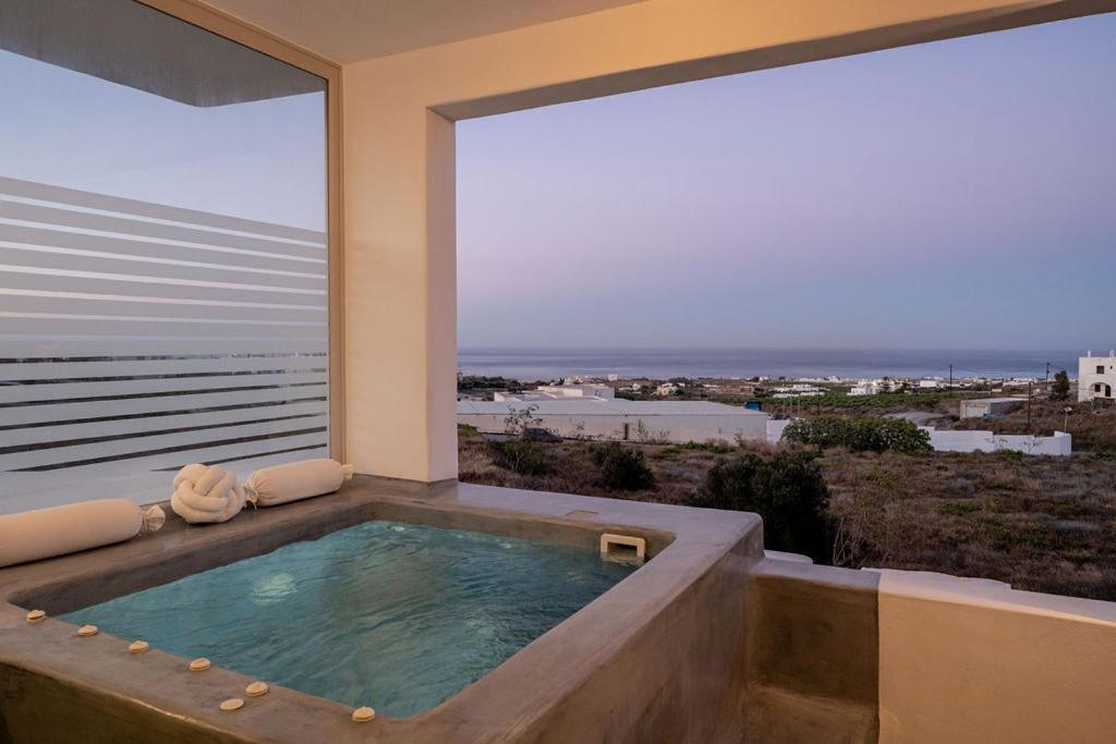 Villa Makrilis *