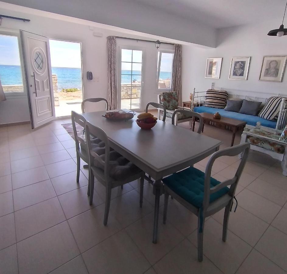Albatross Seafront House * Naxos City