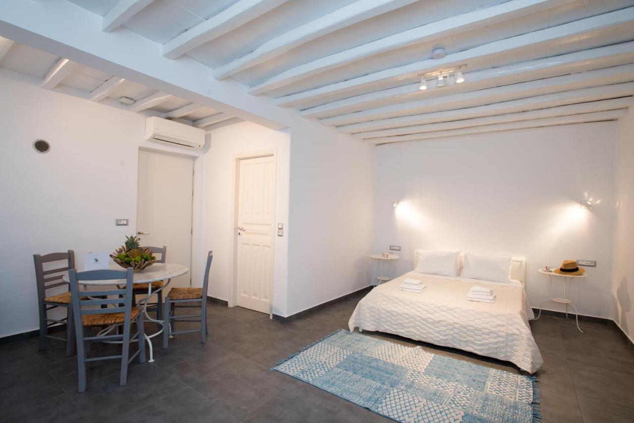 Dimilia Villa *