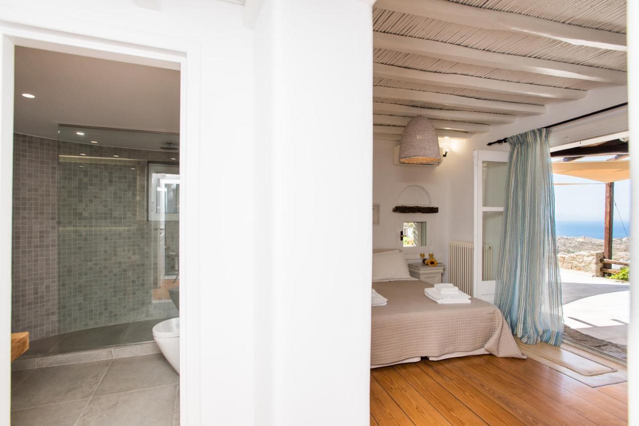 Dimilia Villa