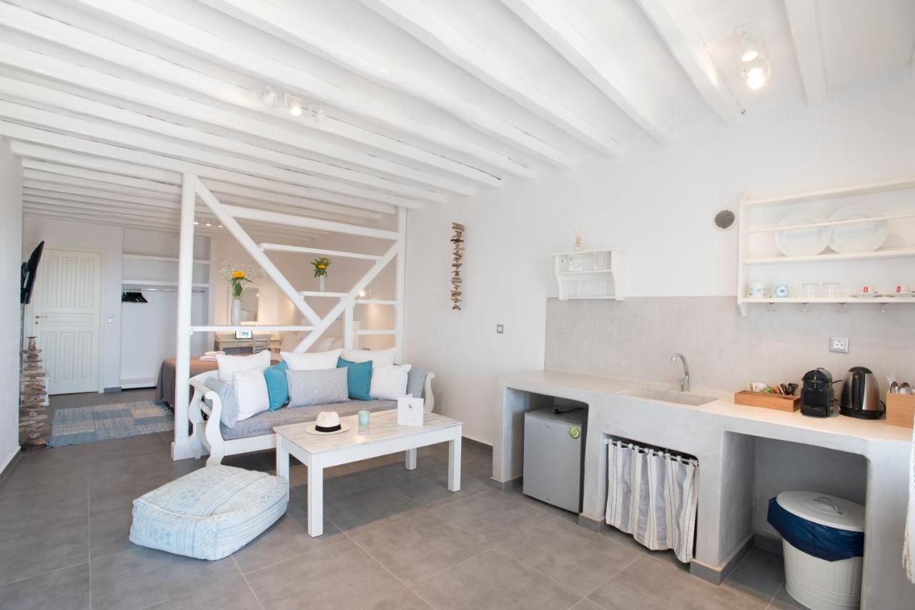 Dimilia Villa *