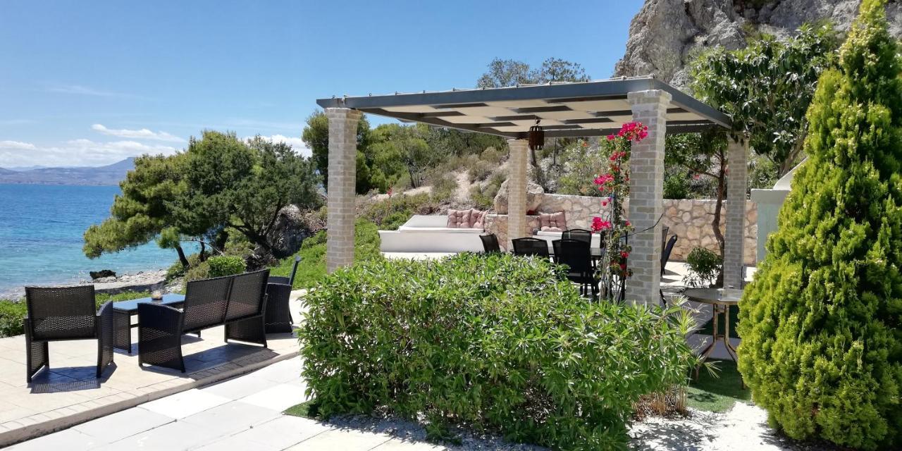 Villa Oikonomou Luxury Vouliagmeni Lake