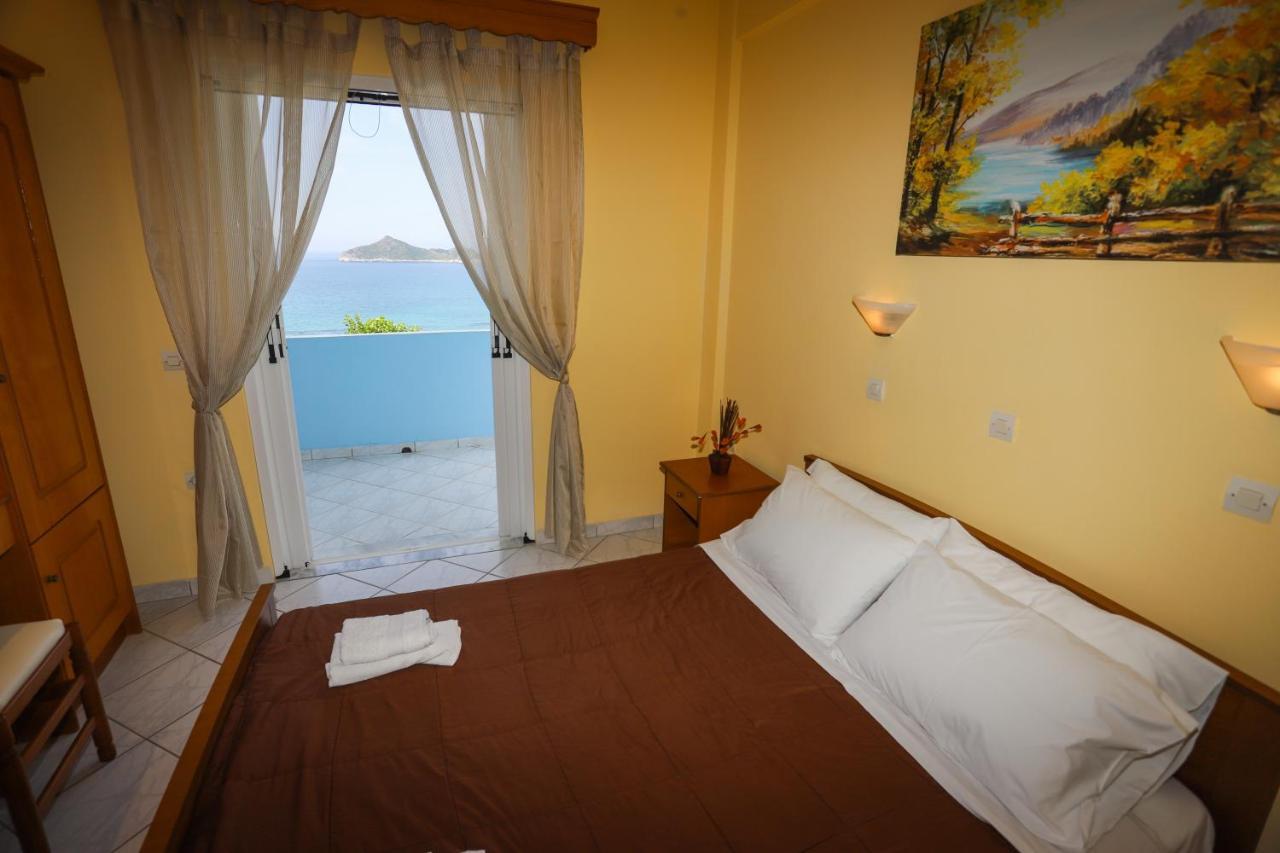 Apartment Theophilos Blue Cozy Agios Georgios Pagon