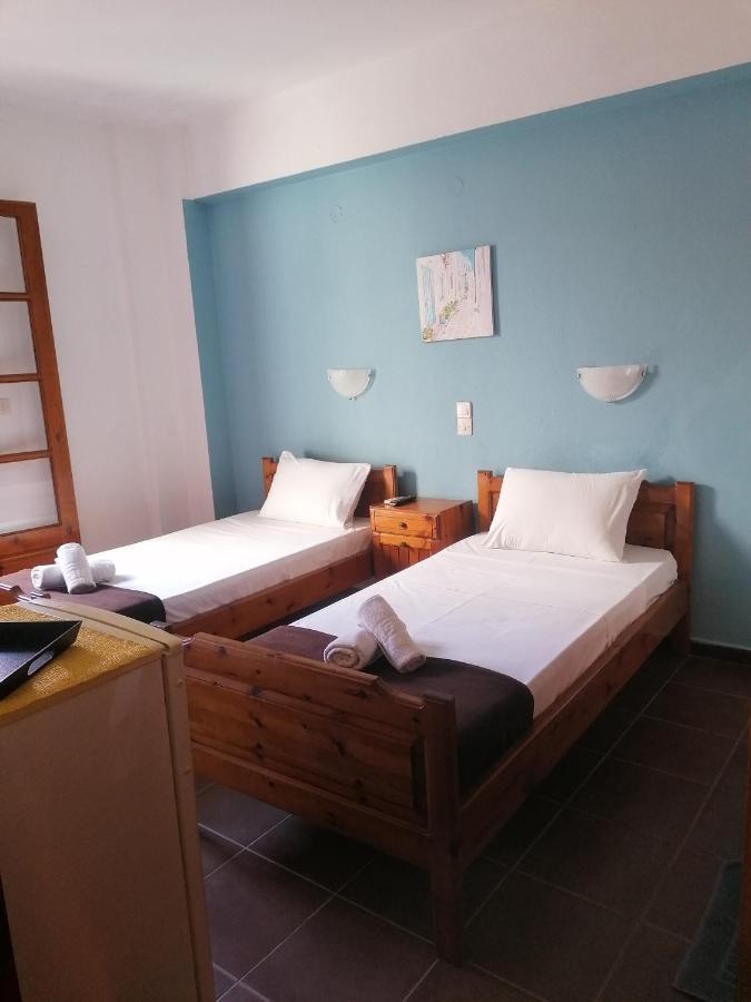 Nostalgo Skiathos Town